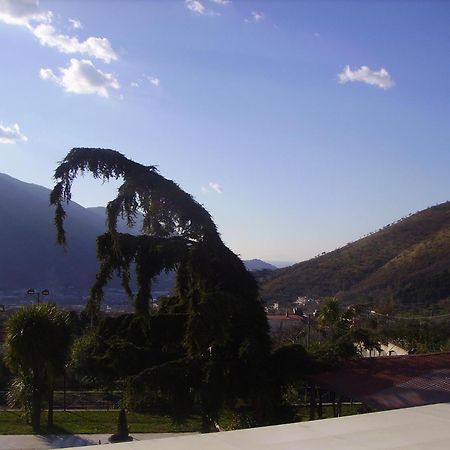 Hotel Diecimare Cava deʼ Tirreni Kültér fotó