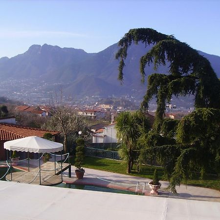 Hotel Diecimare Cava deʼ Tirreni Kültér fotó
