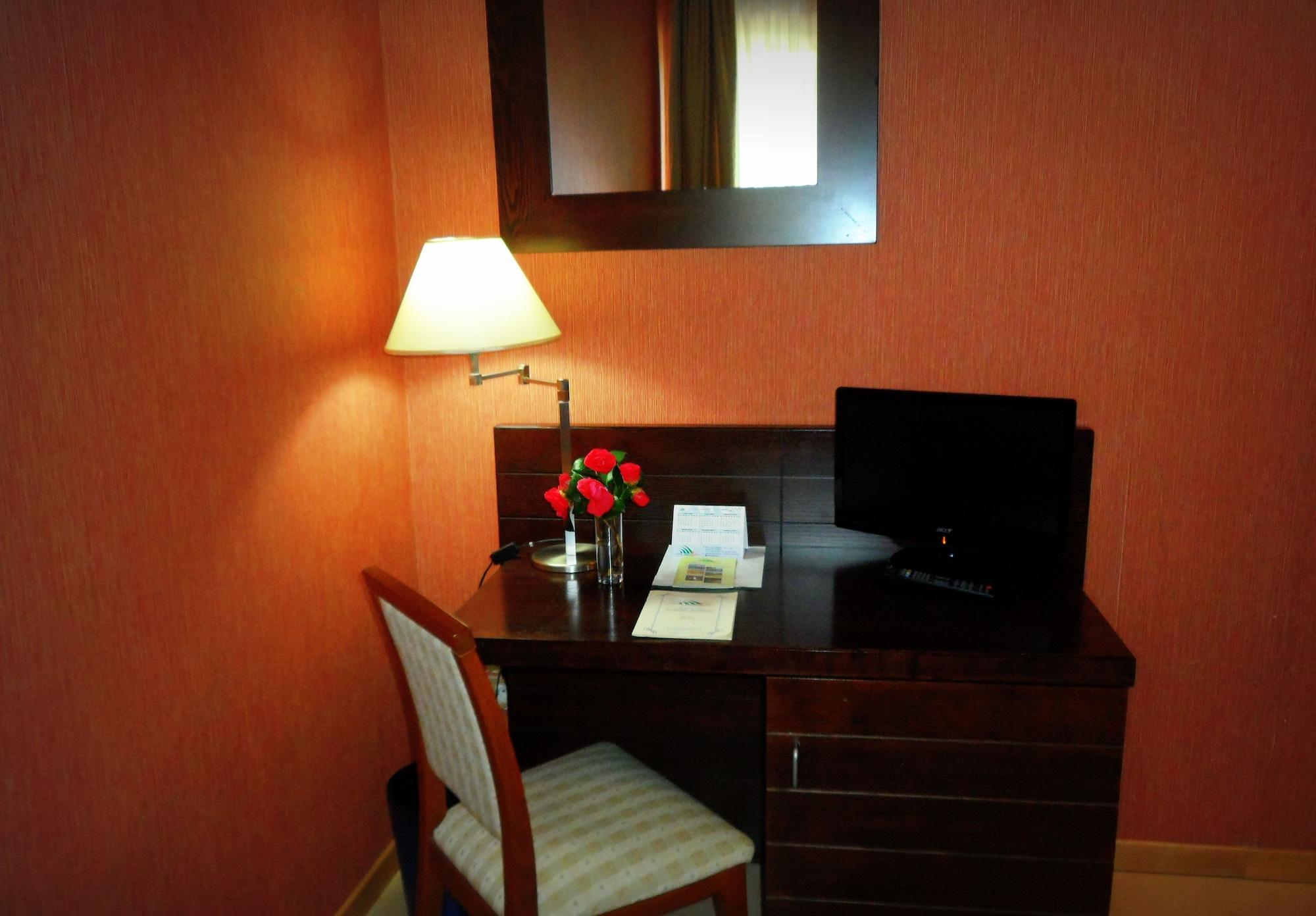 Hotel Diecimare Cava deʼ Tirreni Kültér fotó
