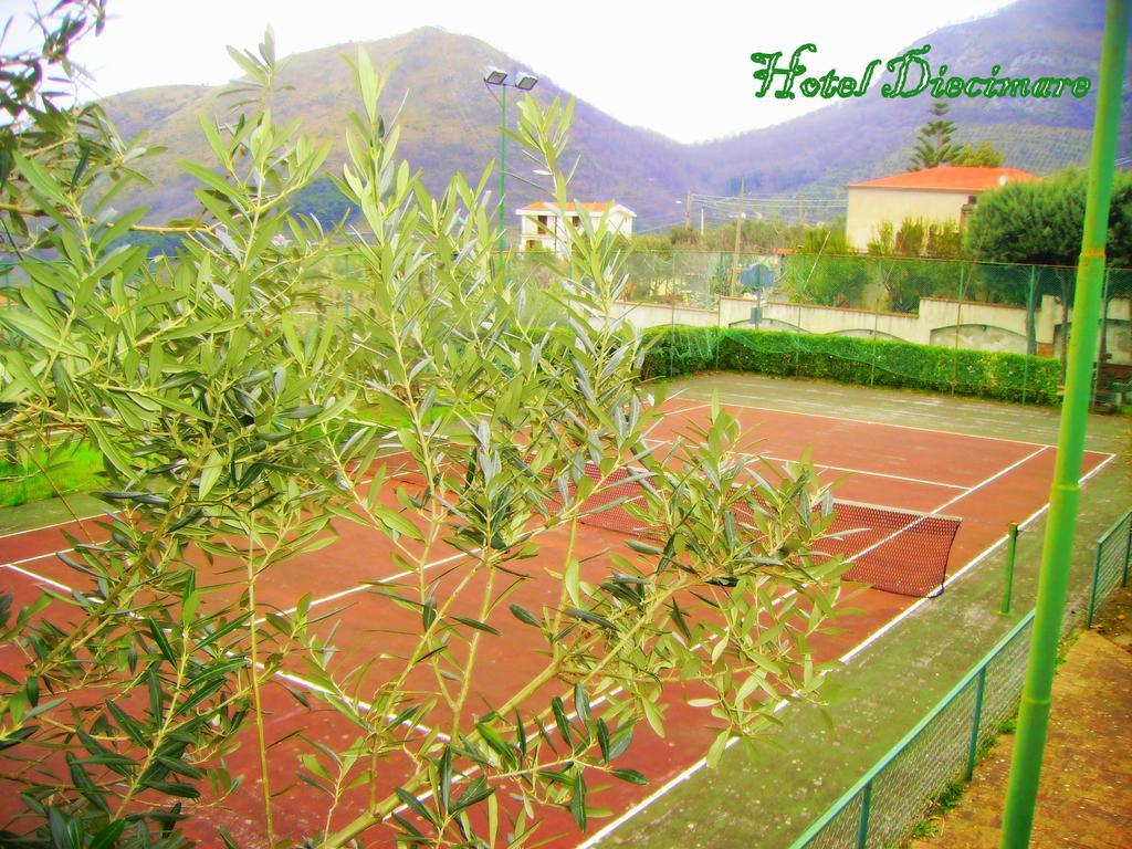 Hotel Diecimare Cava deʼ Tirreni Kültér fotó