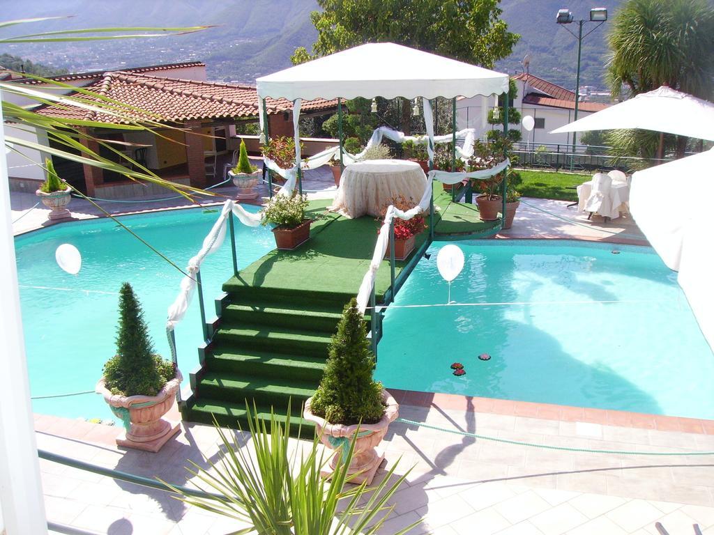 Hotel Diecimare Cava deʼ Tirreni Kültér fotó