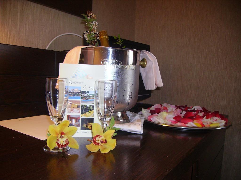 Hotel Diecimare Cava deʼ Tirreni Kültér fotó
