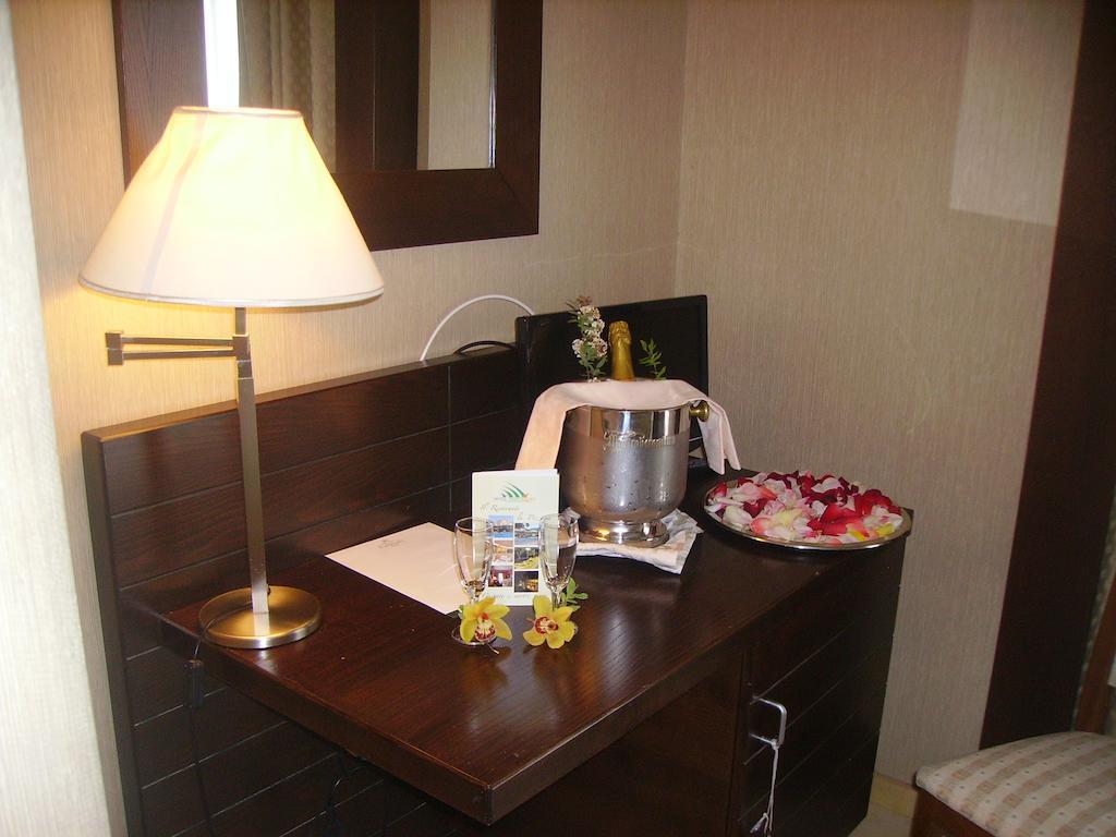 Hotel Diecimare Cava deʼ Tirreni Kültér fotó